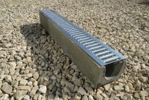 What to consider when choosing trays for water drainage