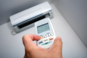 Types of remote controls for air conditioning: wired, wall