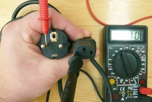 Checking the integrity of the wire with a multimeter