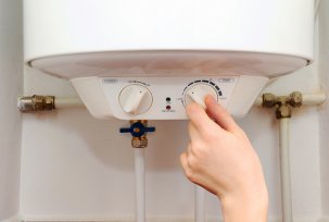 How to turn off the water heater and turn on hot water