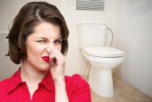 Why there is an unpleasant smell of sewage in the bathroom