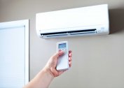 Instructions pour la télécommande du climatiseur et assistance pour son installation