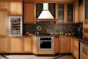 Hood above a gas stove: types, requirements and installation procedure