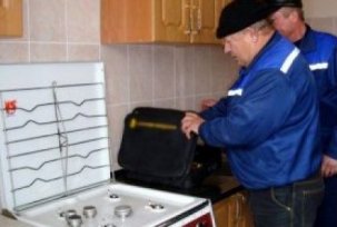 La freqüència de la revisió dels equips de gas en un apartament i una casa