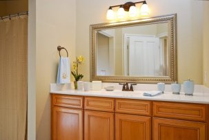 Types and functions of lighting for the bathroom mirror