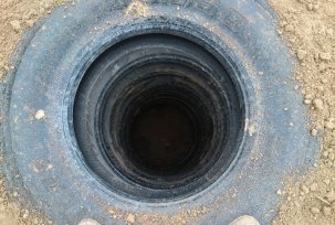 How to make a sewer pit from tires